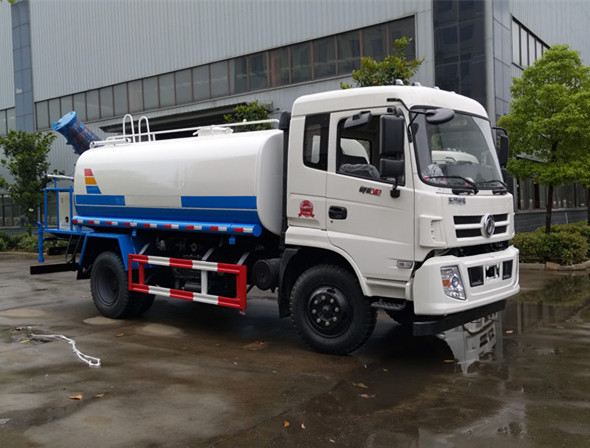 10-12����ˮ܇�N�����ģ�������ˮ܇�N���c(di��n)���|�L(f��ng)12����ˮ܇�S�҃r��