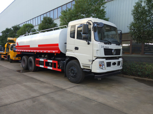 東風后雙橋灑水車 東風后雙橋灑水車