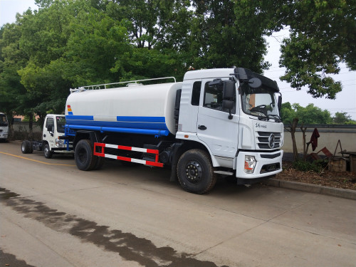 程力15噸灑水車多少錢及15噸灑水車多少錢一輛,程力灑水車生產廠家 程力15噸灑水車多少錢及15噸灑水車多少錢一輛,程力灑水車生產廠家