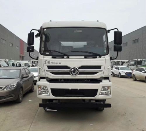 ��ͬ������ˮ܇�r������ͬ��ˮ܇�S�҃r�񣬖|�L(f��ng)��ͬ��ˮ܇�N�۹�˾