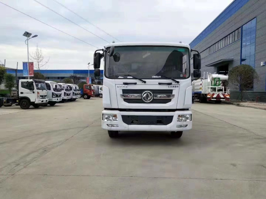 東風(fēng)D9多利卡12方灑水車價格-東風(fēng)12方灑水車價格-程力集團(tuán) 東風(fēng)D9多利卡12方灑水車價格-東風(fēng)12方灑水車價格-程力集團(tuán)