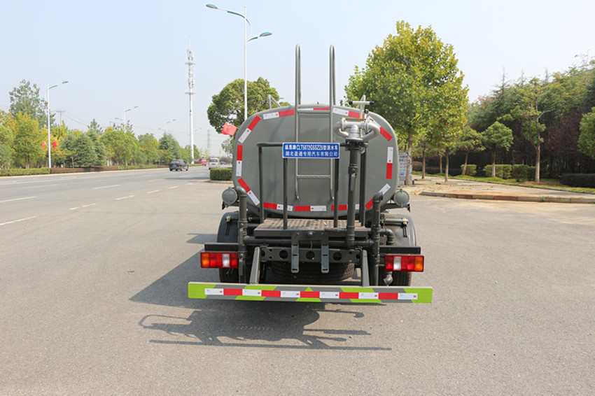 重汽5噸灑水車 重汽5噸灑水車