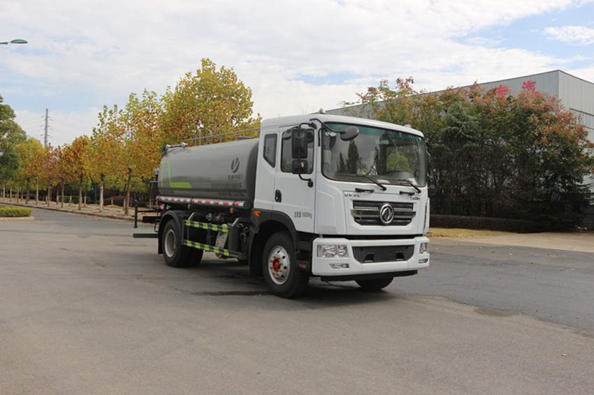 京牌灑水車(chē) 京牌灑水車(chē)