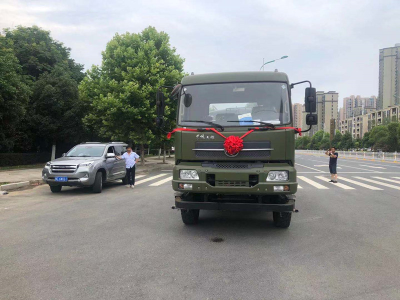 道路灑水車多少錢一臺(tái)-道路灑水車多少錢一輛-湖北盈通 道路灑水車多少錢一臺(tái)-道路灑水車多少錢一輛-湖北盈通