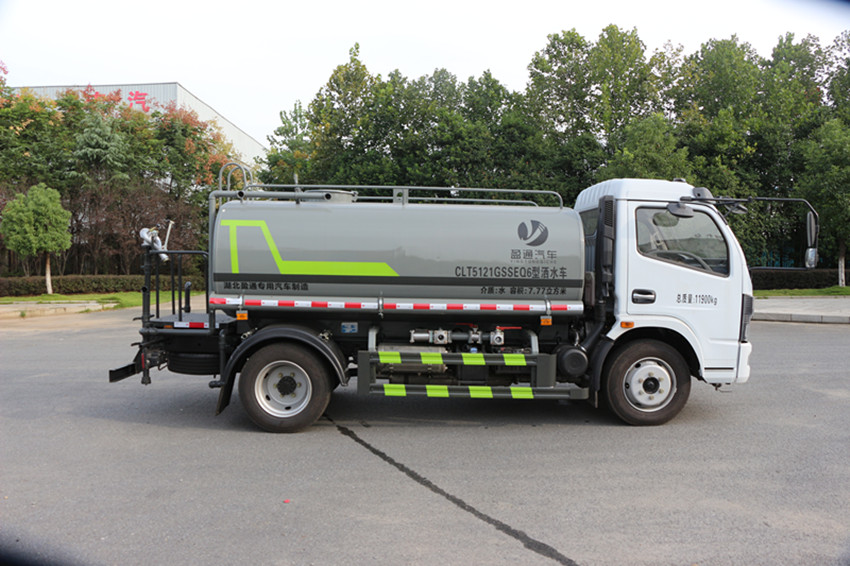 10方的灑水車 10方的灑水車