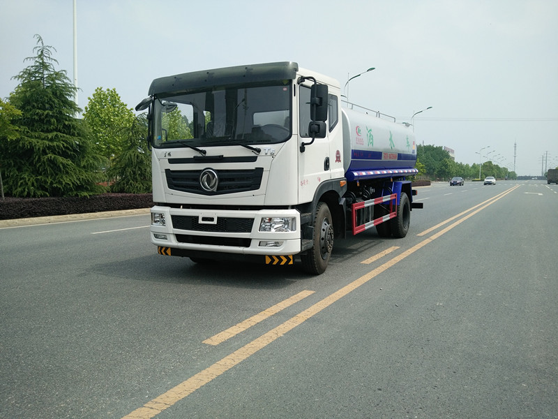 噴霧灑水車(chē) 噴霧灑水車(chē)