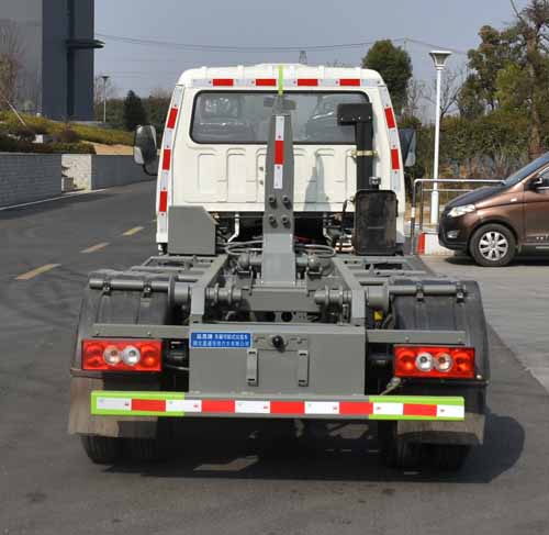 �v����CLT5042ZXXBJ6��܇����жʽ����܇