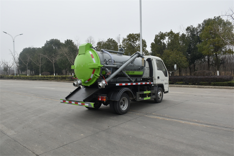 	 ����С��֮��2.5������܇�a(ch��n)Ʒ��B-����ӯͨ����܇�S��ֱ�N