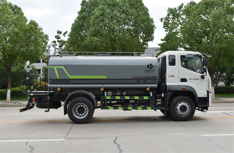 福田12方灑水車